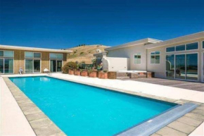 Marlborough Suite in an 6-bedroom luxury villa